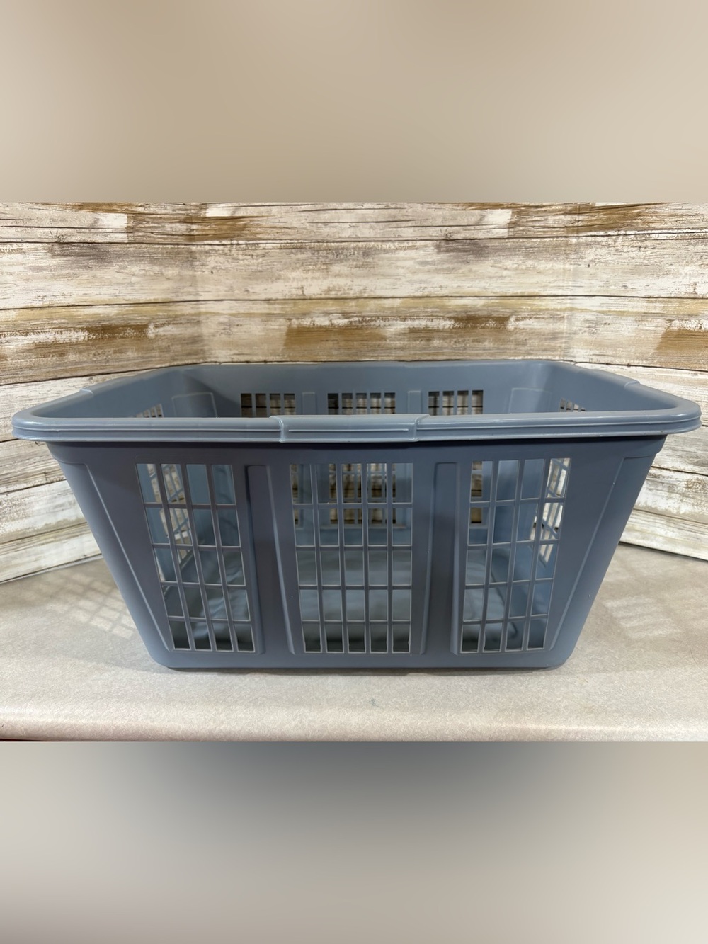 Vintage Rubbermaid laundry basket - light country blue